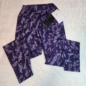 Nike One Dri-FIT Training Womens Size Small Activewear Purple